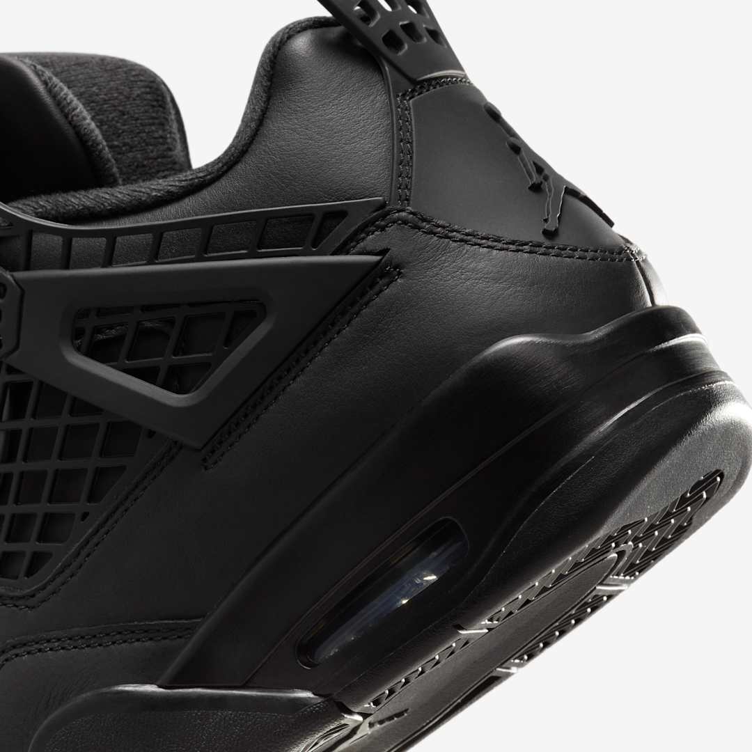 Air Jordan 4 WMNS NET “Triple Black”