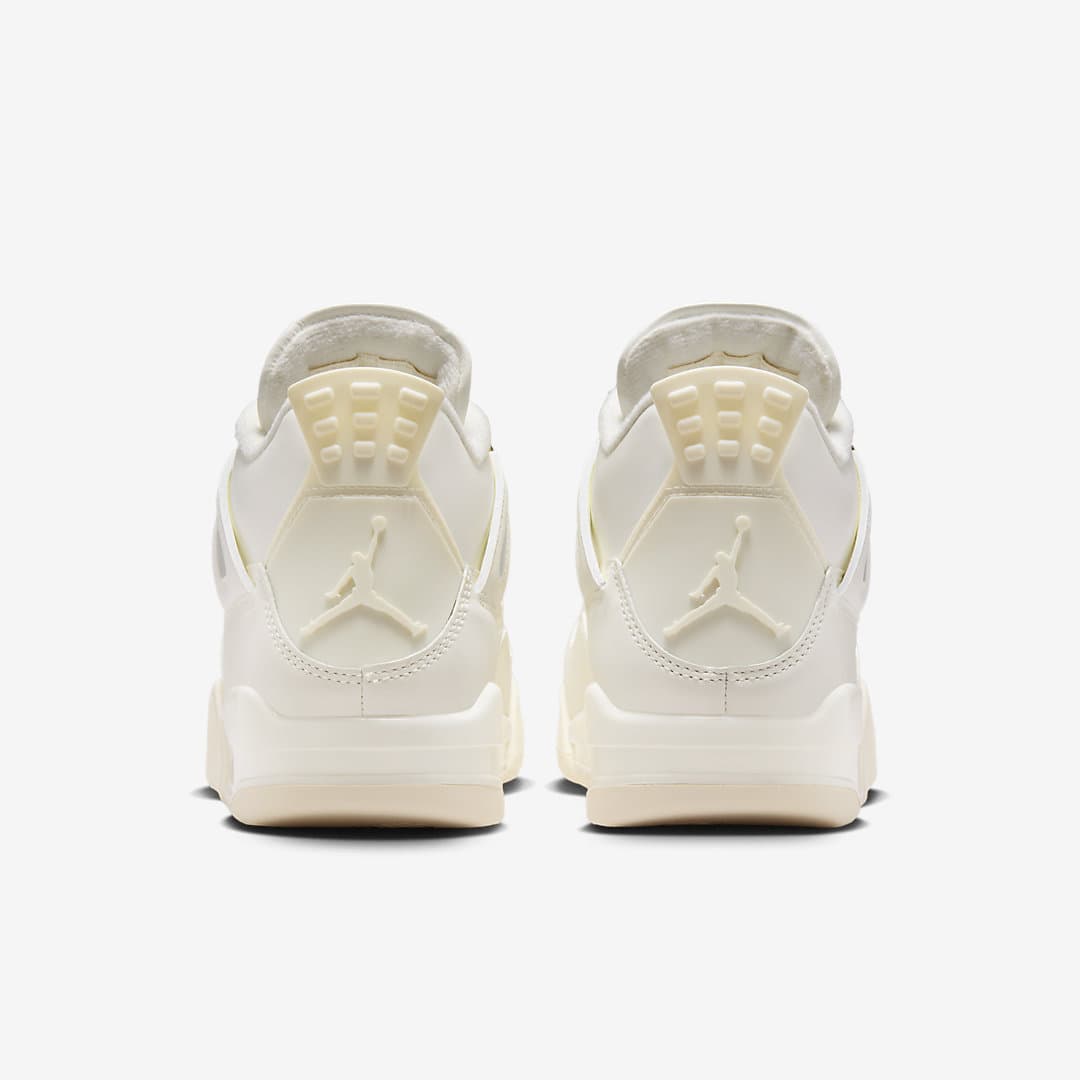 Air Jordan 4 WMNS “White/Gold”