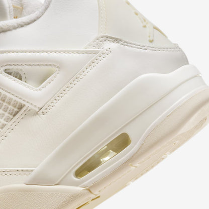 Air Jordan 4 WMNS “White/Gold”