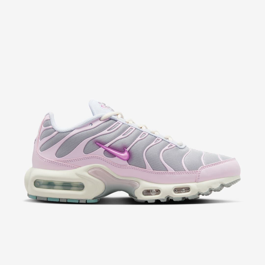 Nike Air Max Plus “Paw Print"