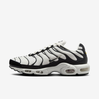 Nike Air Max Plus “Panda”