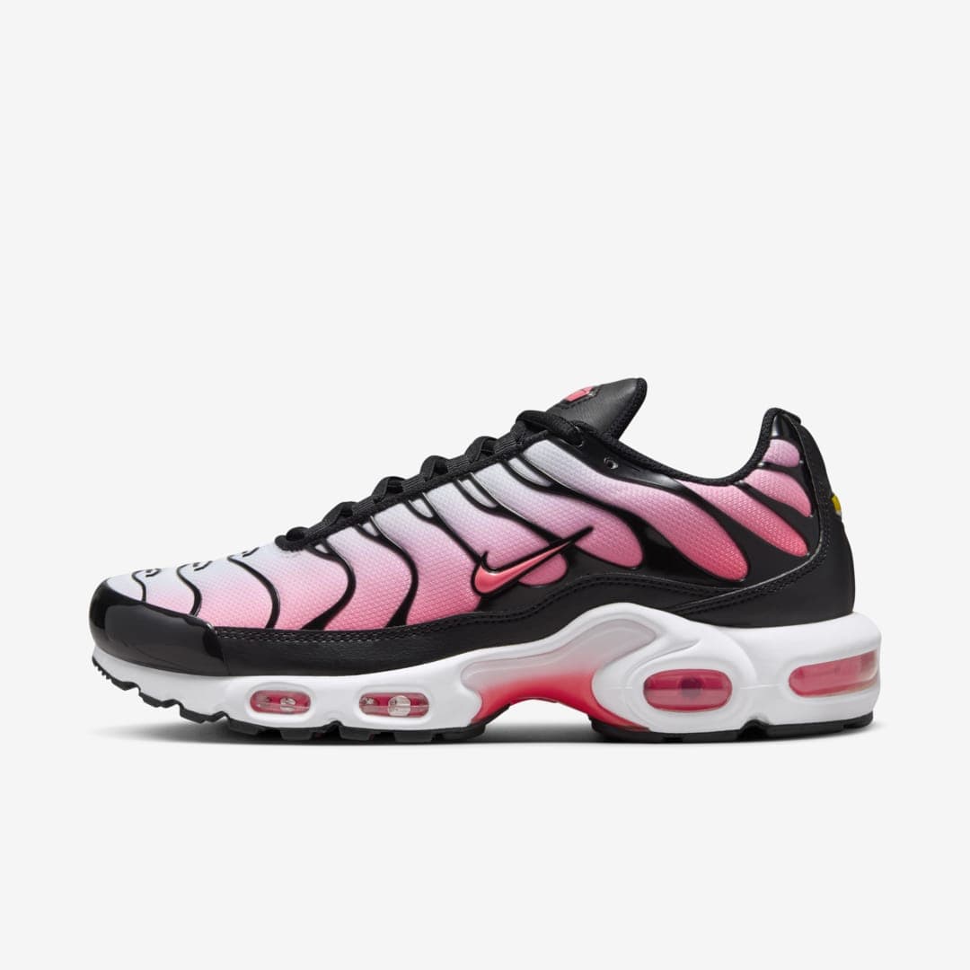 Nike Air Max Plus WMNS “Hot Punch”