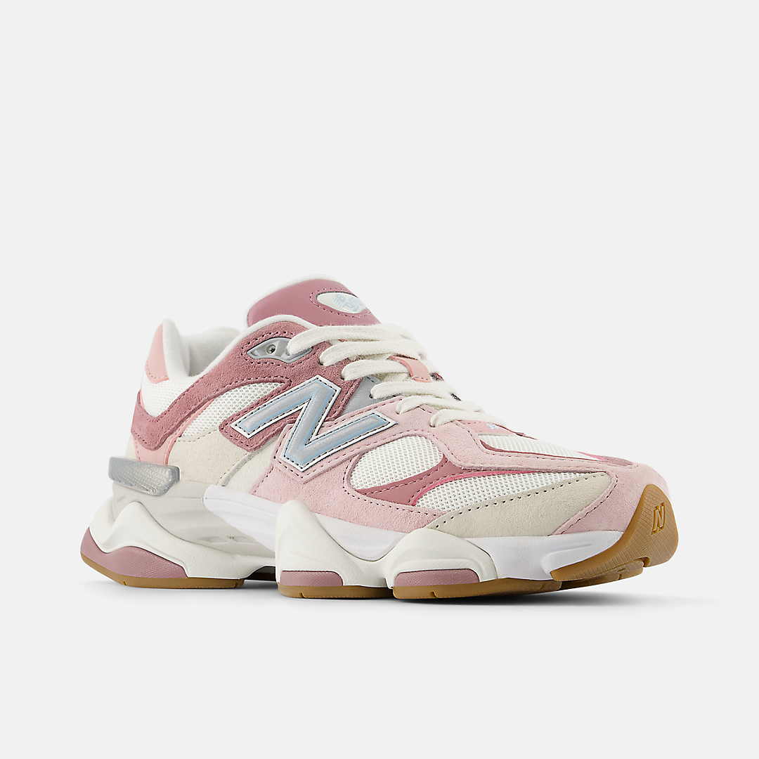 The New Balance 9060 Vibes in Pink