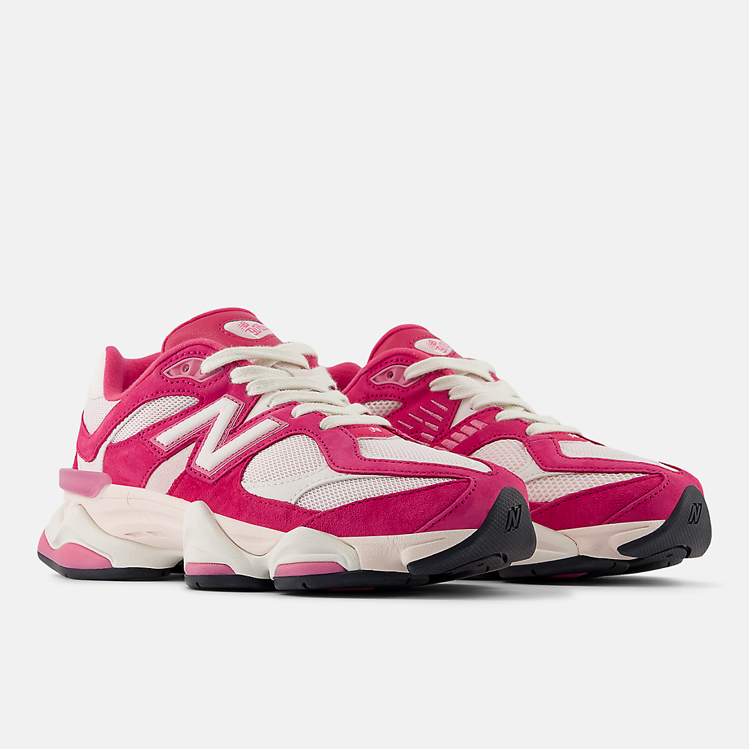 New Balance 9060 WMNS “Fuchsia Pink”