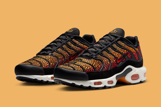 Swarovski x WMNS Nike Air Max Plus "Sunset"