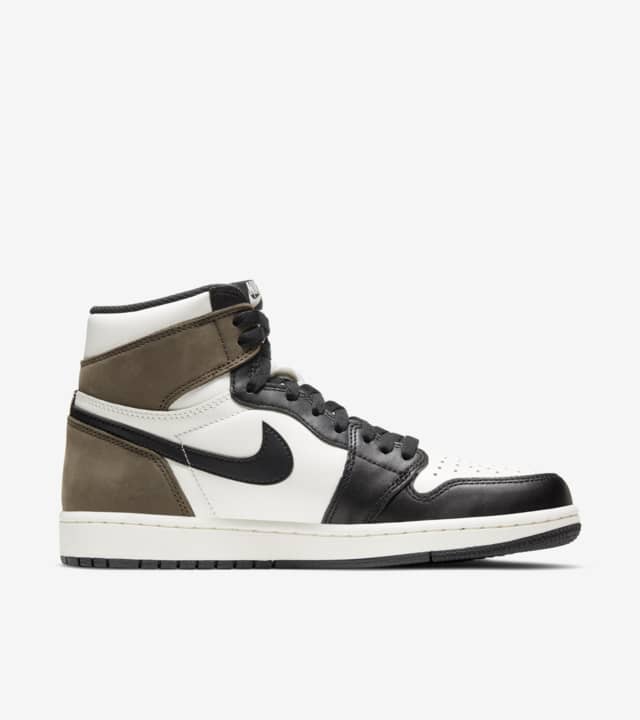 Air Jordan 1 High OG “Dark Mocha”