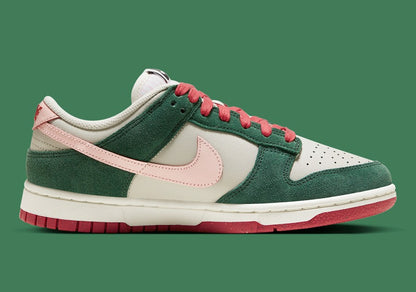 Nike SB Dunk Low "All Petals United"