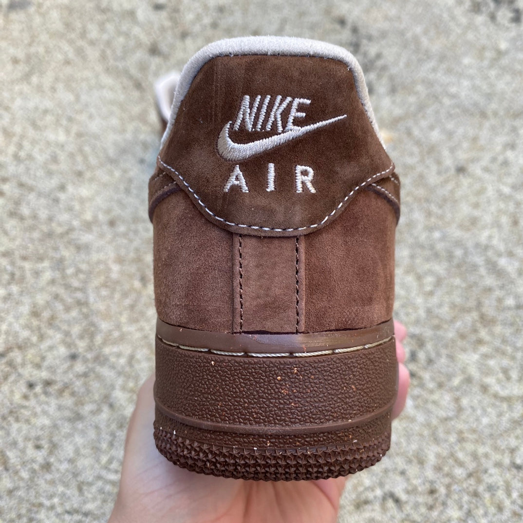 Nike Air Force 1 '07 "cacoa wow"