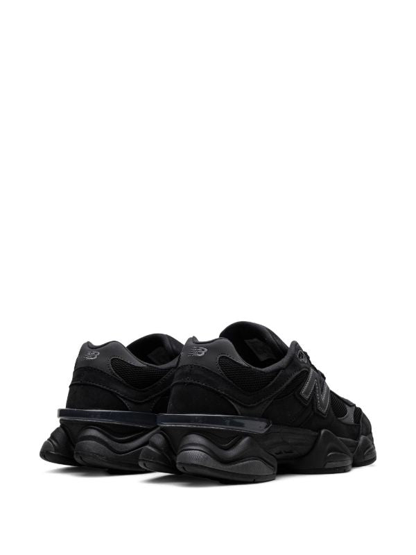 New Balance
9060 "Black Cement"